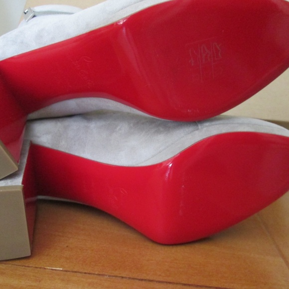 Christian Louboutin Veau Velours Birgitta 100 Zip Ankle Bootie, Size 38.5 - NWT - Picture 8 of 10